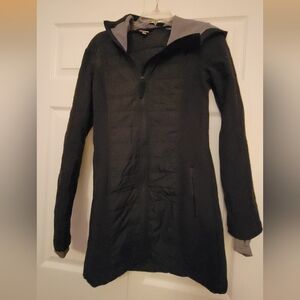 Bench Light Hooded Jacket